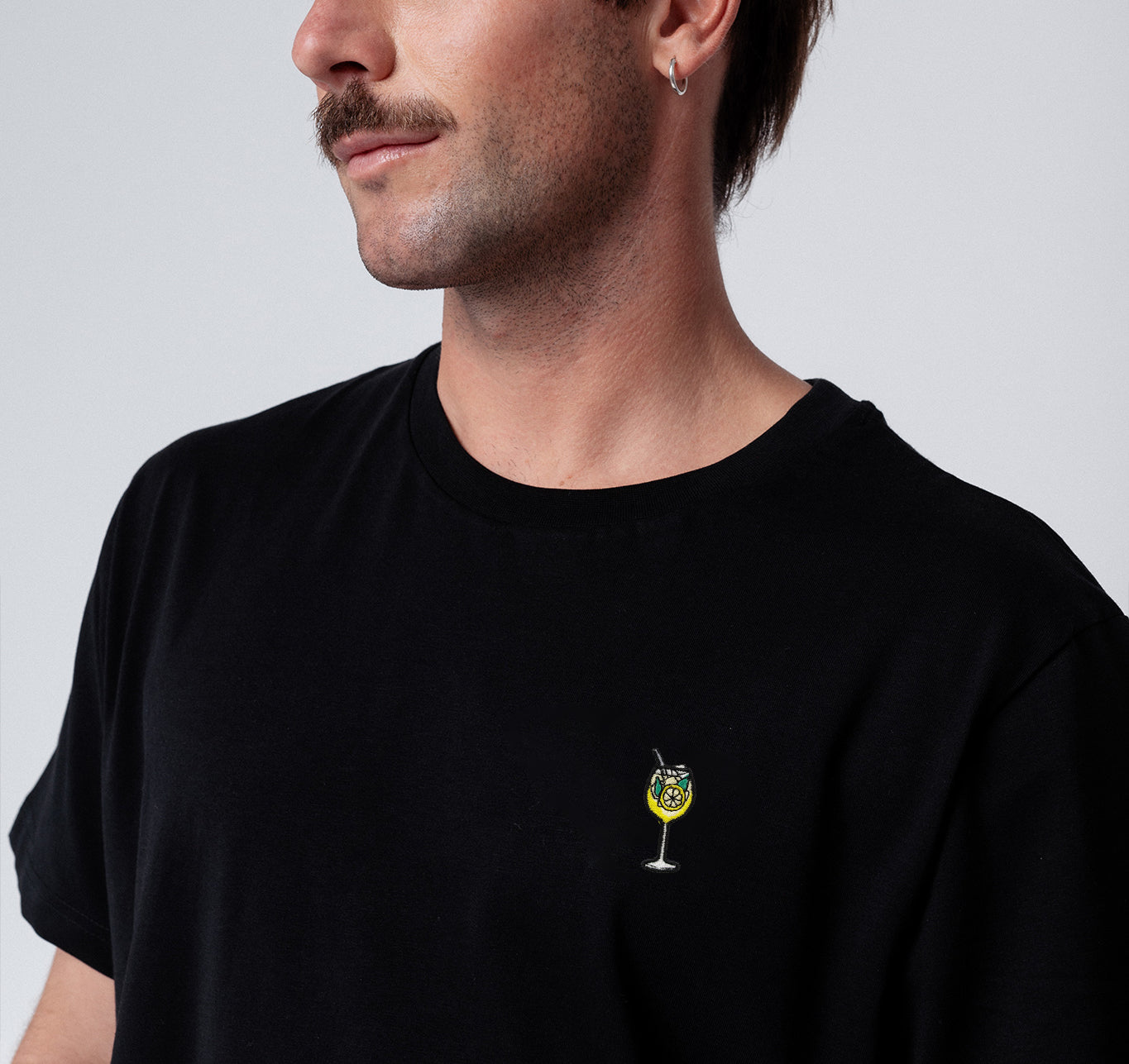 Limoncello Spritz  | Besticktes Bio Baumwoll Unisex T-Shirt