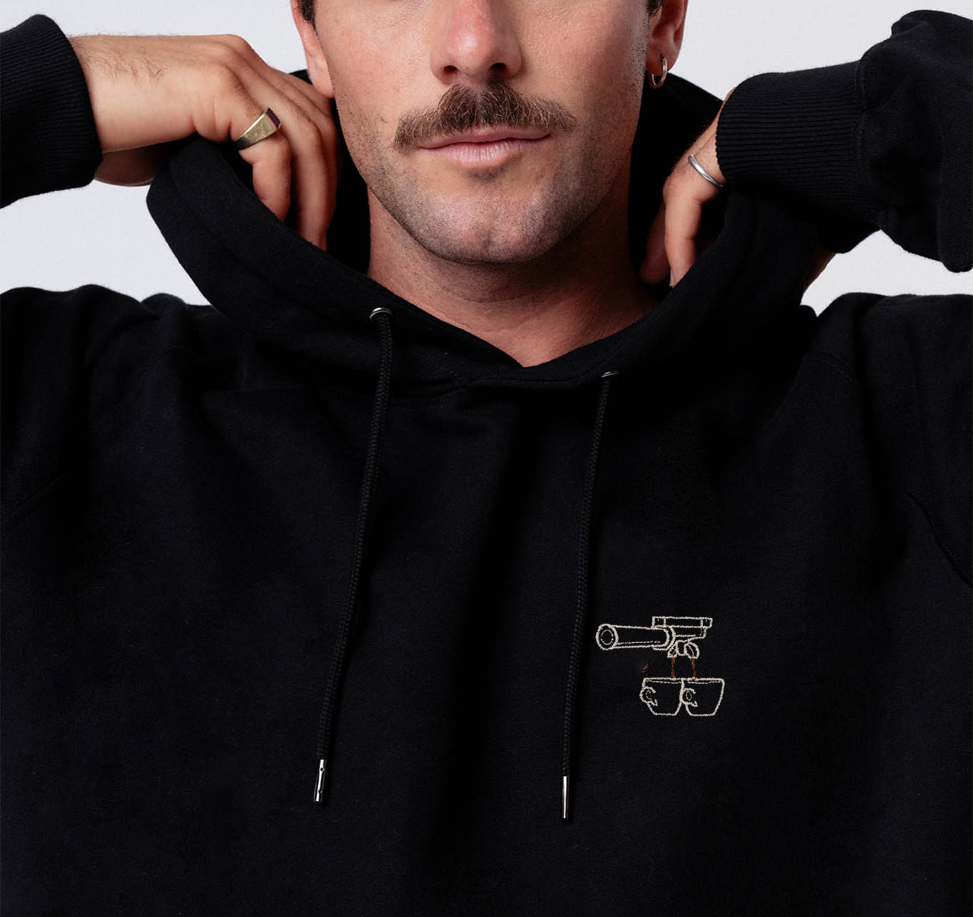 Due Caffè | Bestickter Bio Baumwoll Unisex Hoodie