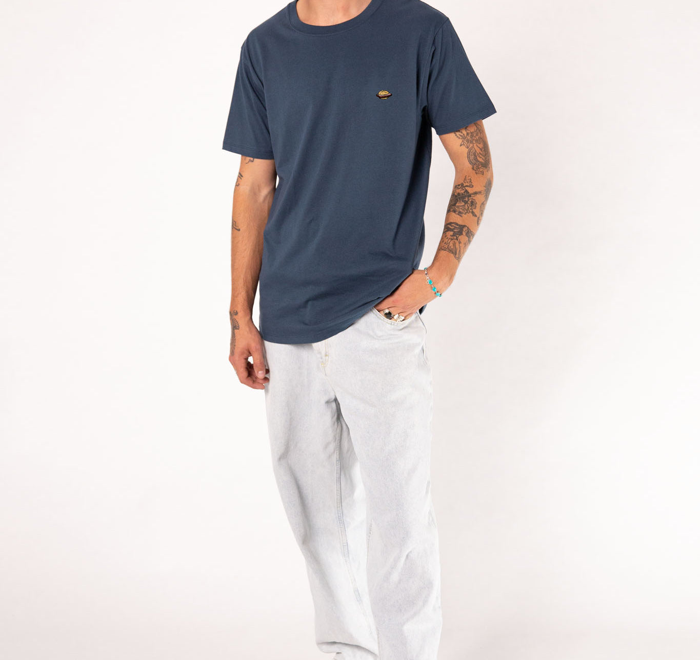 Leberkassemmel | Besticktes Bio Baumwoll Unisex T-Shirt