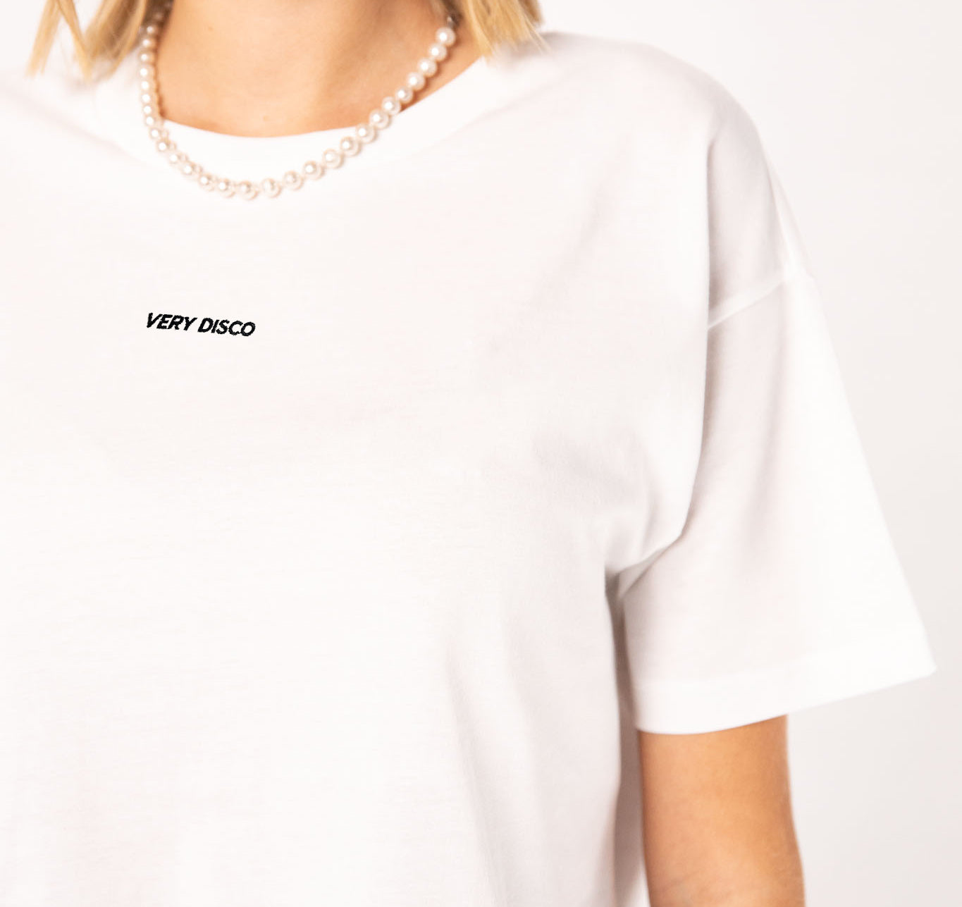 Very Disco | Besticktes Bio Baumwoll Cropped T-Shirt
