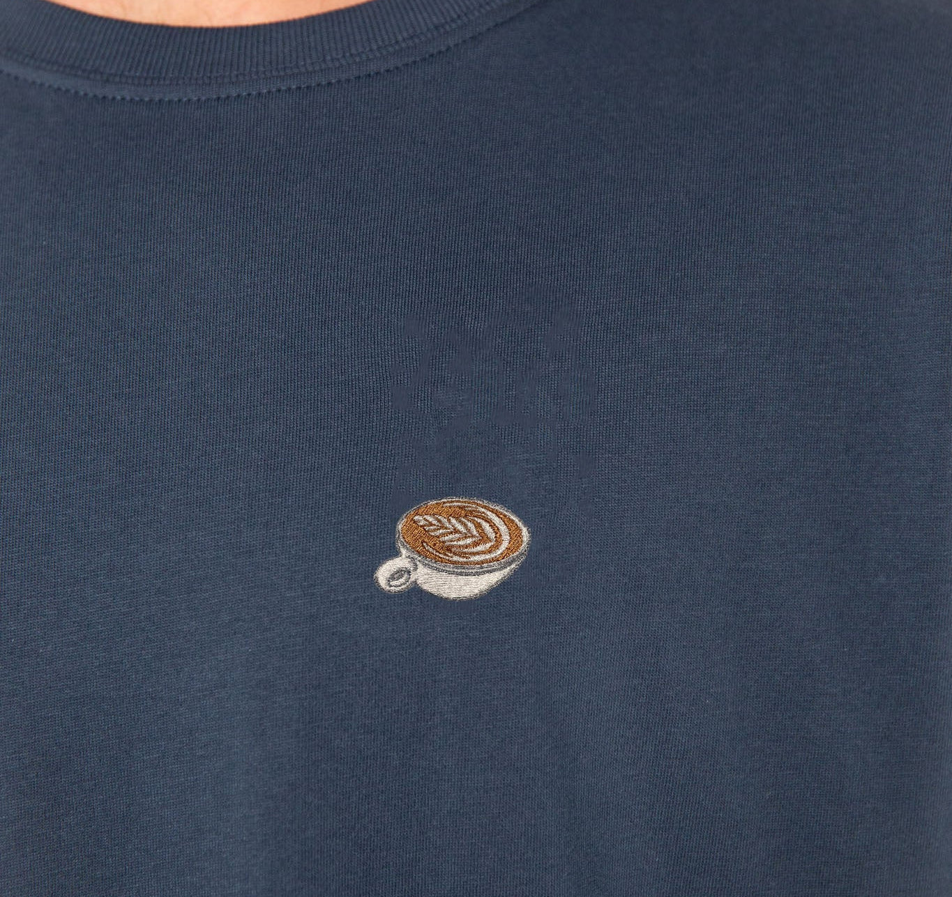 Flat White | Besticktes Bio Baumwoll Unisex T-Shirt