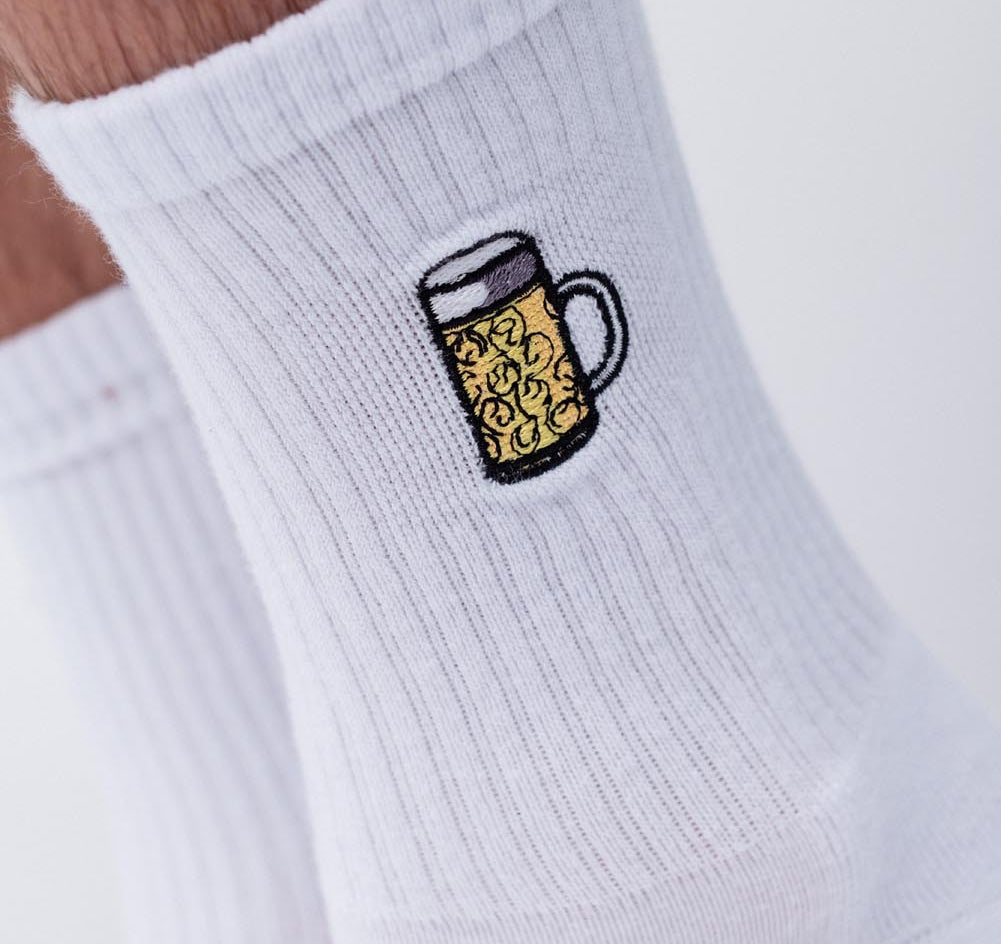 Maßkrug | Bestickte Bio Baumwoll Socken