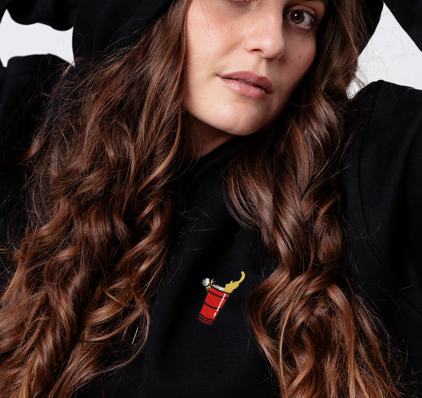 Beerpong Randtreffer | Bestickter Bio-Baumwoll Frauen Hoodie