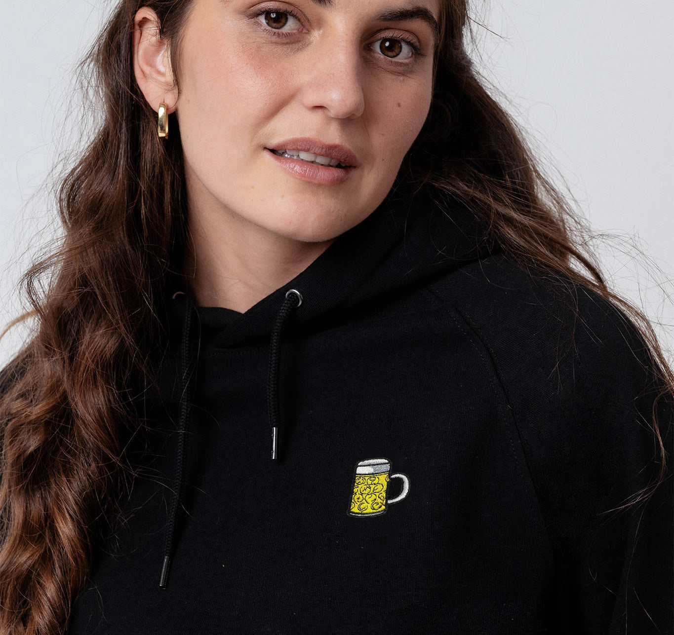 Maßkrug | Bestickter Bio-Baumwoll Frauen Hoodie