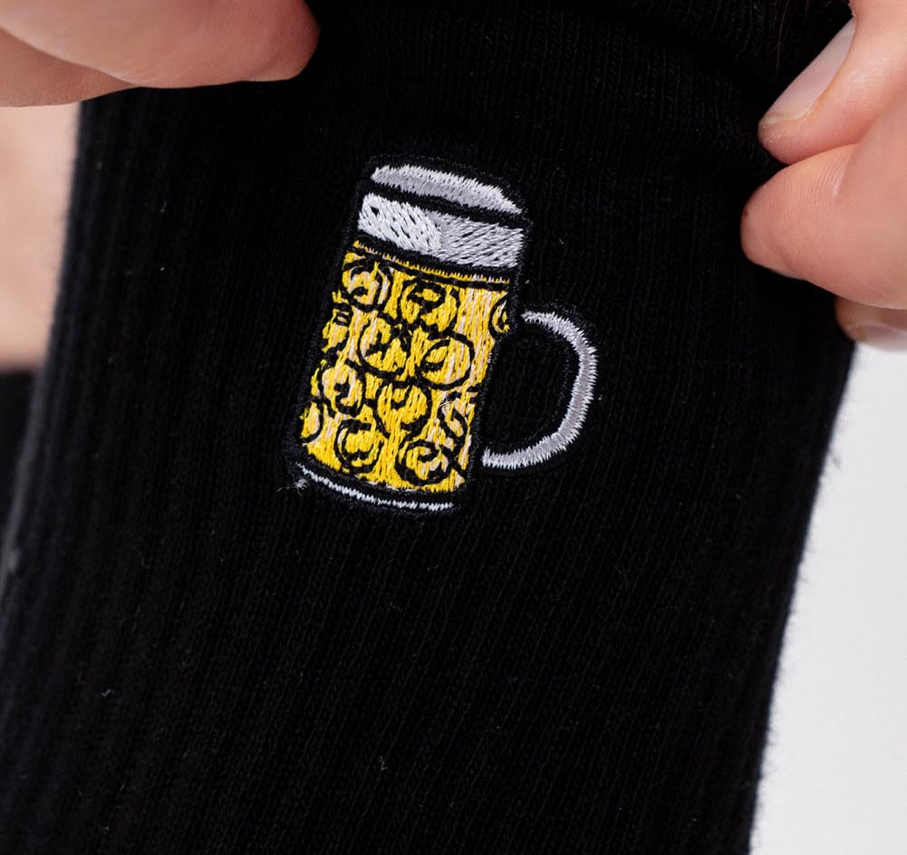 Maßkrug | Bestickte Bio Baumwoll Socken