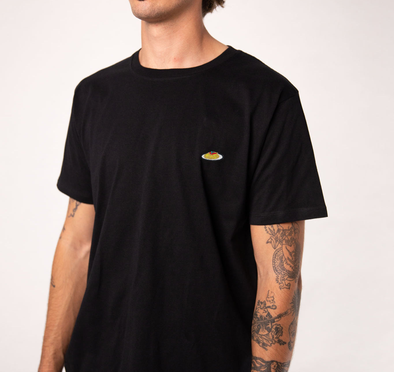 Pasta | Besticktes Bio Baumwoll Unisex T-Shirt