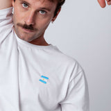 Argentinien | Minimal Flag – Besticktes Bio-Baumwoll Fan Shirt