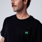 Brasilien | Minimal Flag – Besticktes Bio-Baumwoll Fan Shirt
