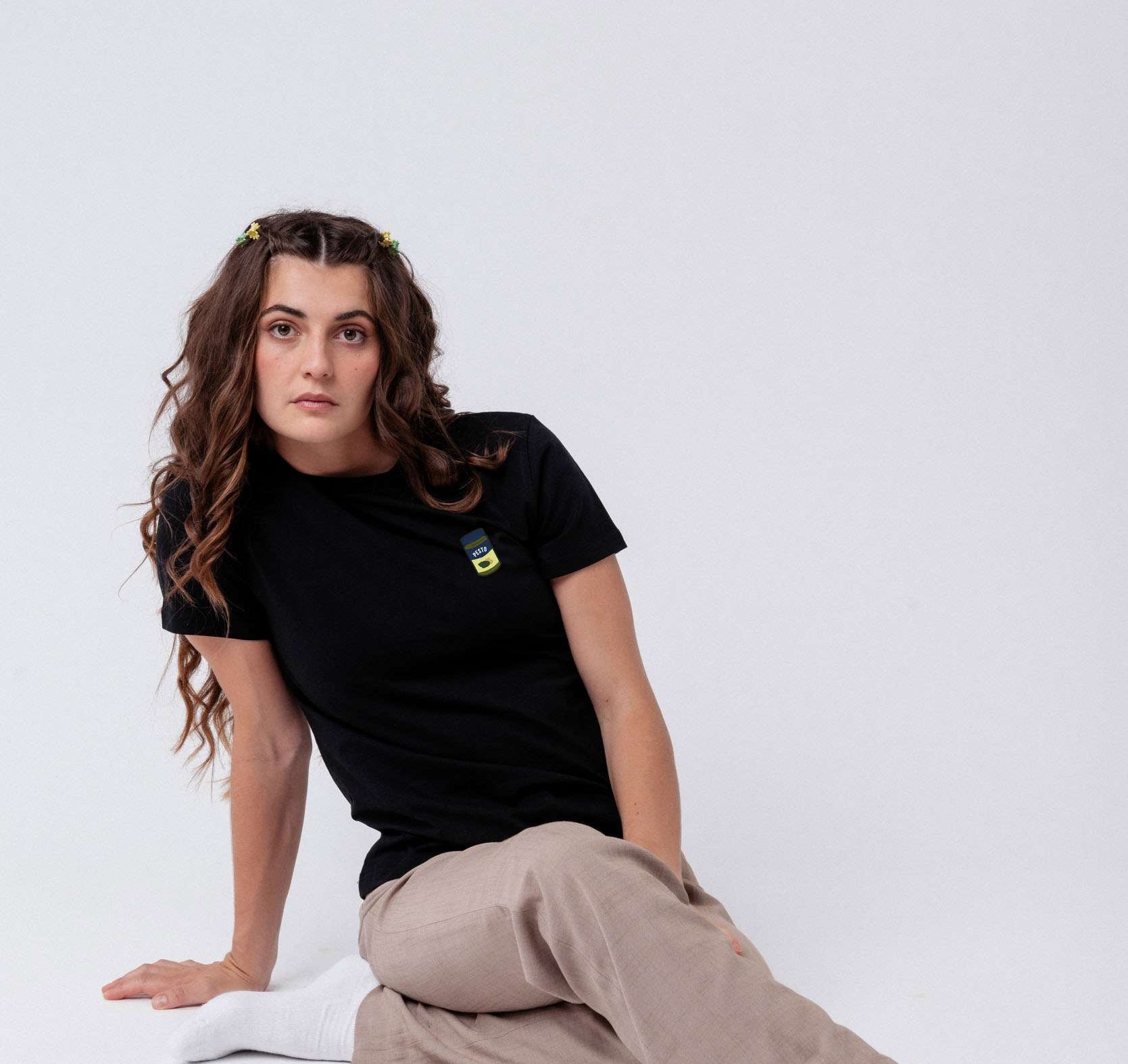 Pesto | Besticktes Bio Baumwoll Frauen T-Shirt