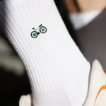 Gravelbike Gruen Socken Weiß Ansicht 4