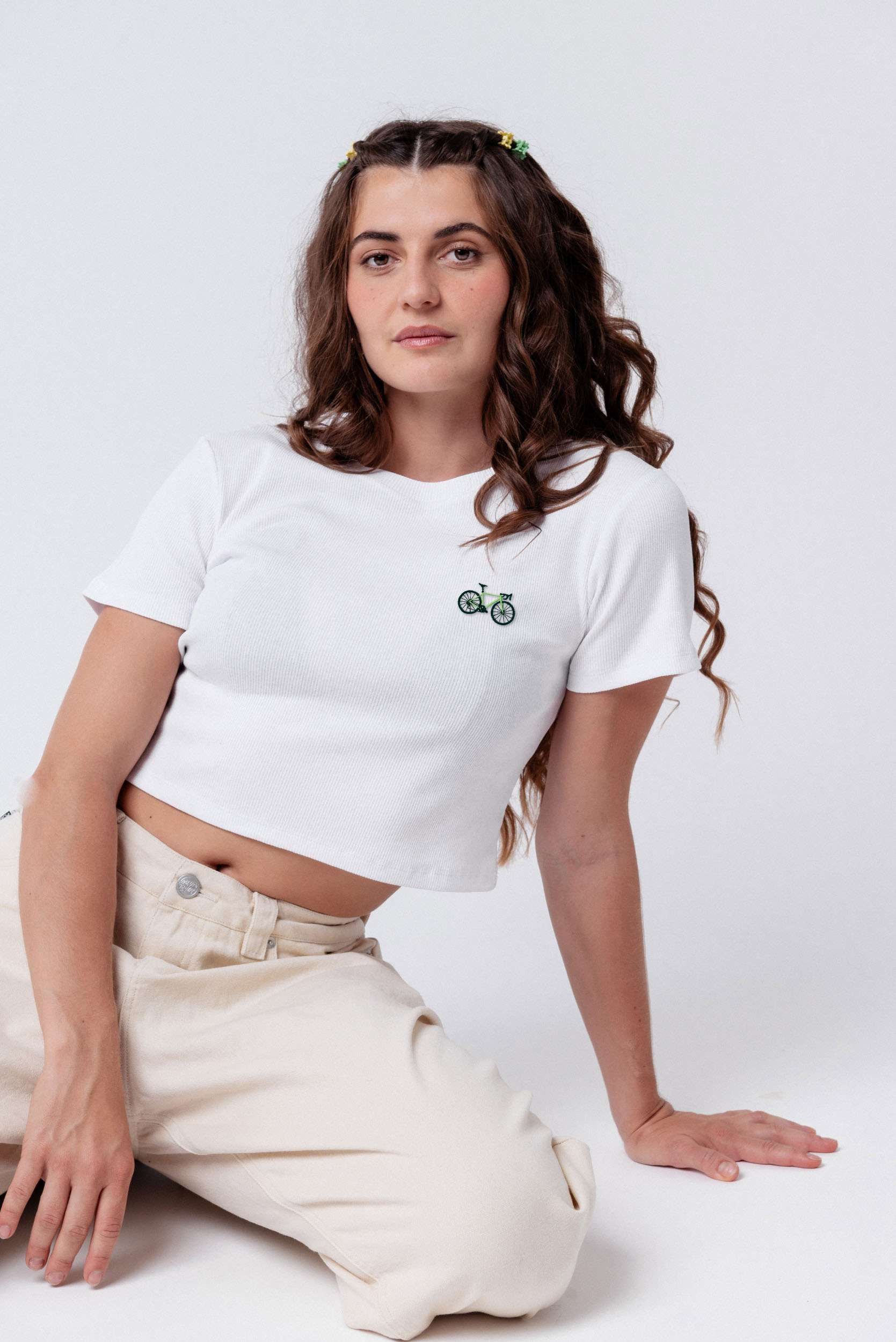 Gravelbike Gruen | Besticktes Bio Baumwoll Cropped T-Shirt