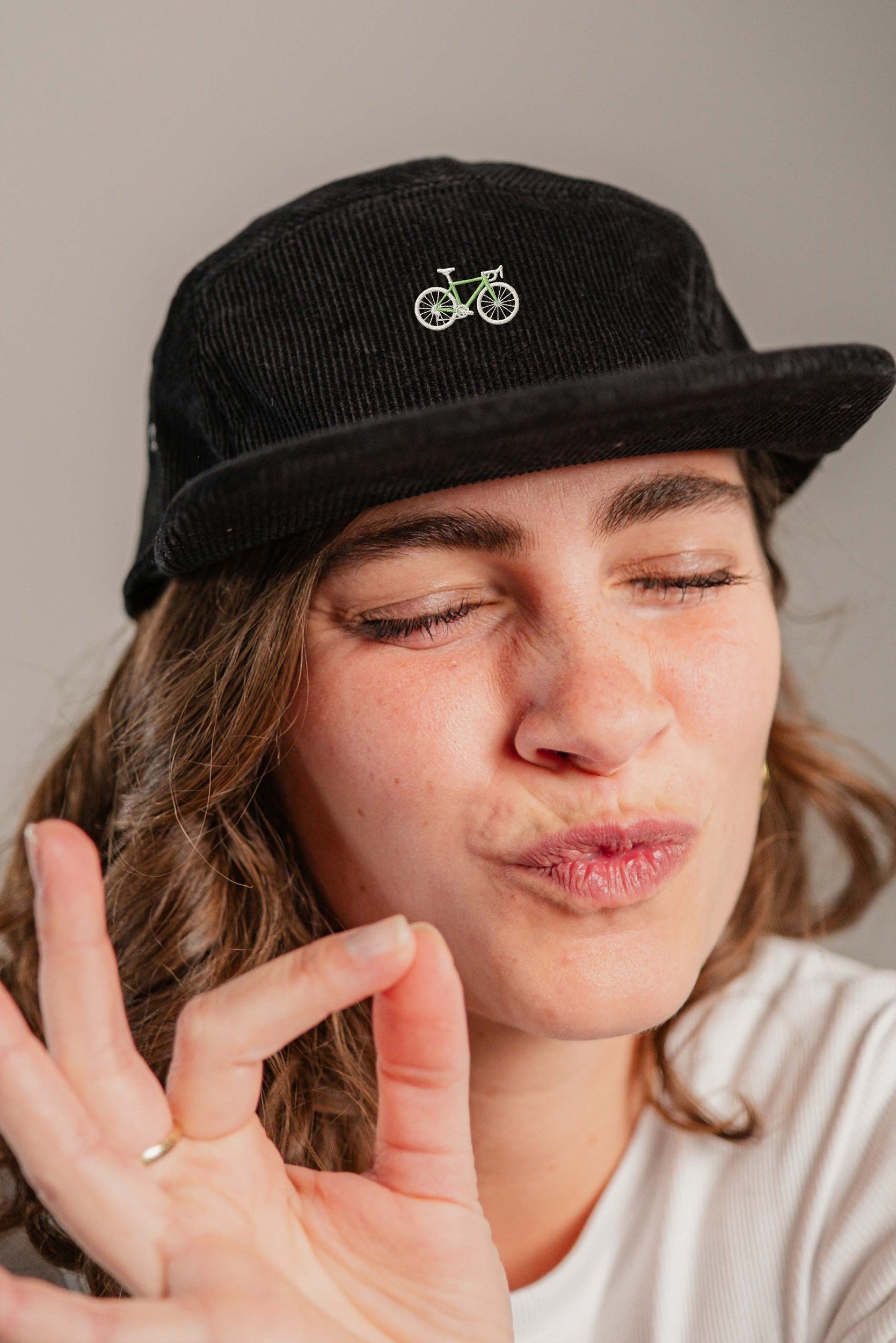 Gravelbike Gruen Cord Camper Cap