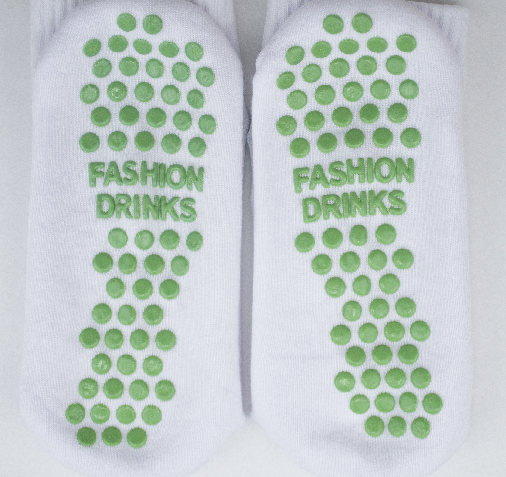 Iced Matcha Latte Stripes | Bestickte Bio Baumwoll Socken (mit und ohne Grip-Sohle)