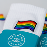 Pride Flag | LOVE WINS – Bio-Baumwoll Socken
