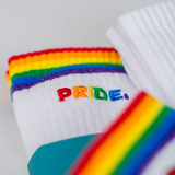 Pride Logo | LOVE WINS – Bio-Baumwoll Socken
