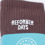 Reformer Days | Bestickte Bio Baumwoll Socken mit Grip-Sohle
