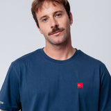 Türkei | Minimal Flag – Besticktes Bio-Baumwoll Fan Shirt