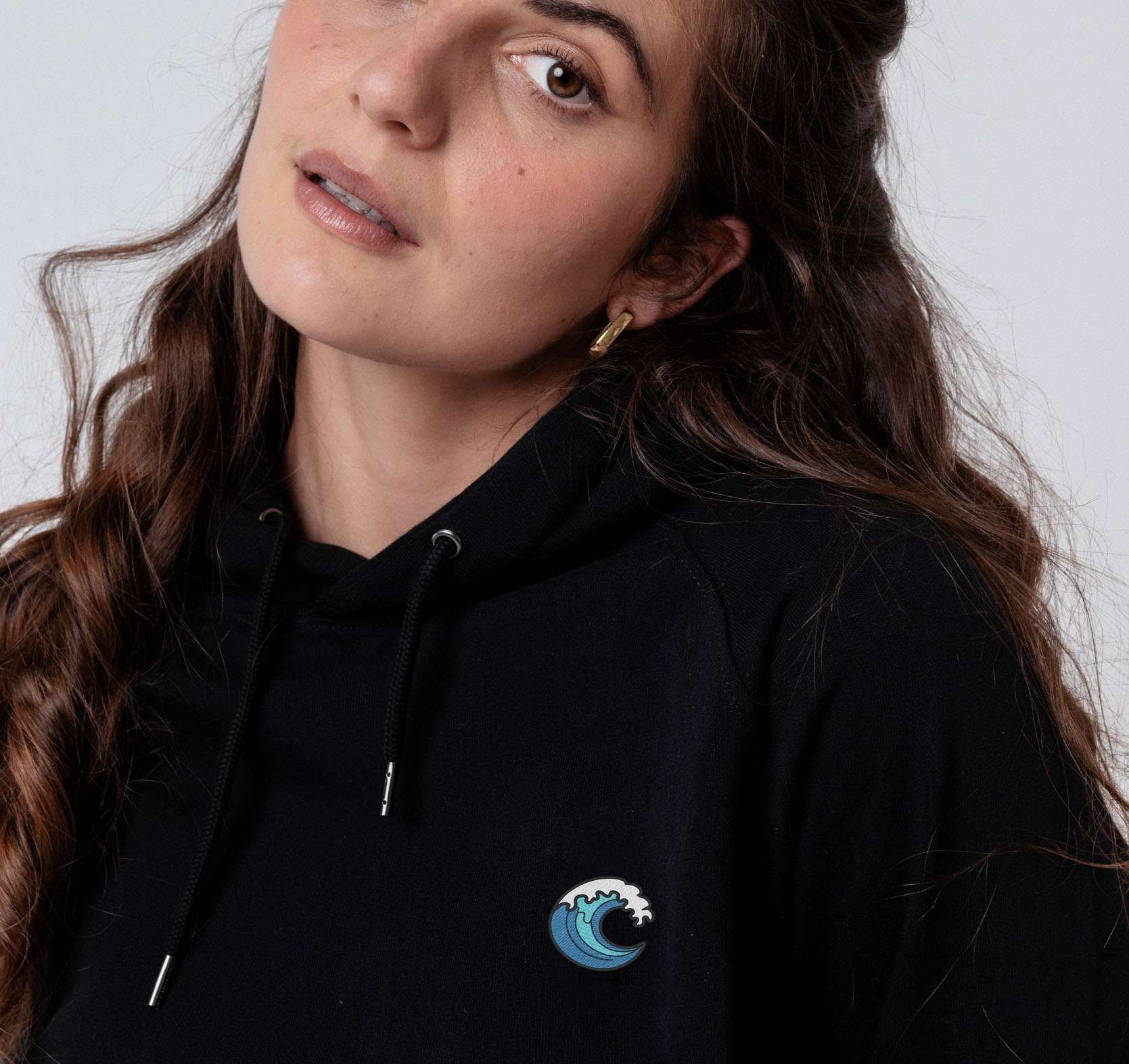 Welle | Bestickter Bio Baumwoll Unisex Hoodie